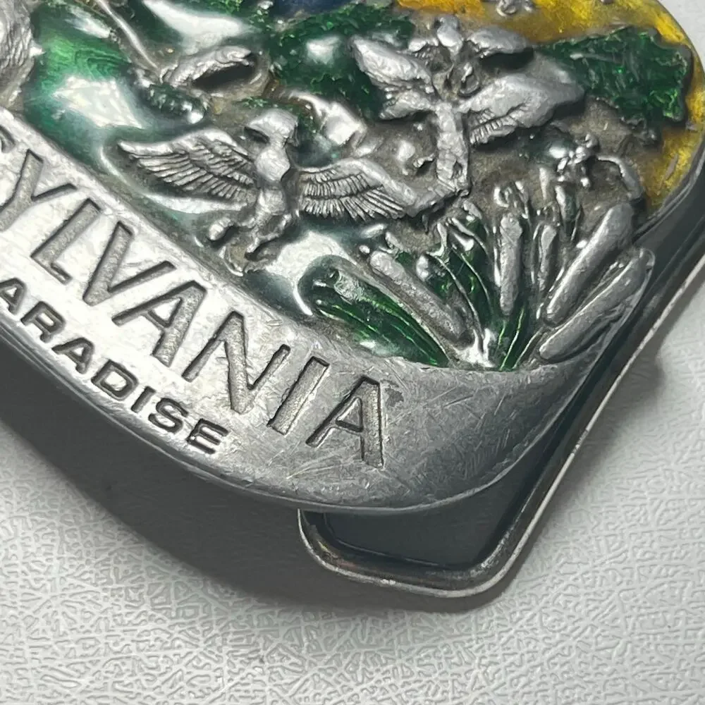 Vintage 80s Bergamot Belt Buckle Enamel Penns Paradise Pennsylvania Hunting